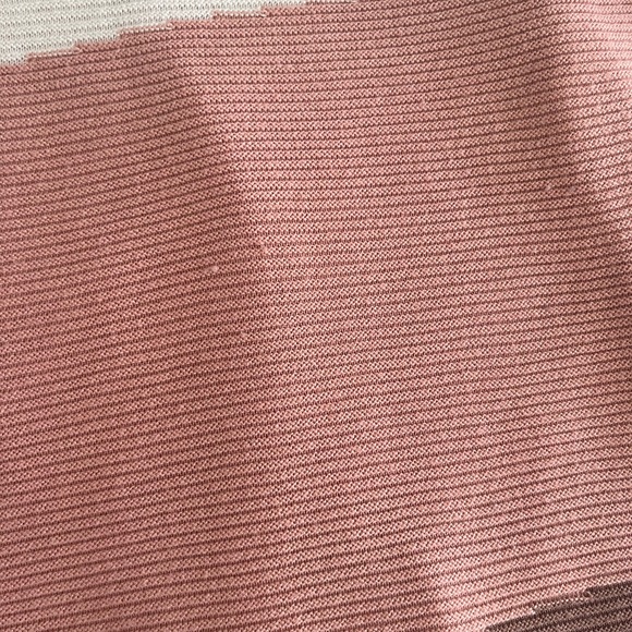 Revolution Color Block sweater - Picture 2 of 3